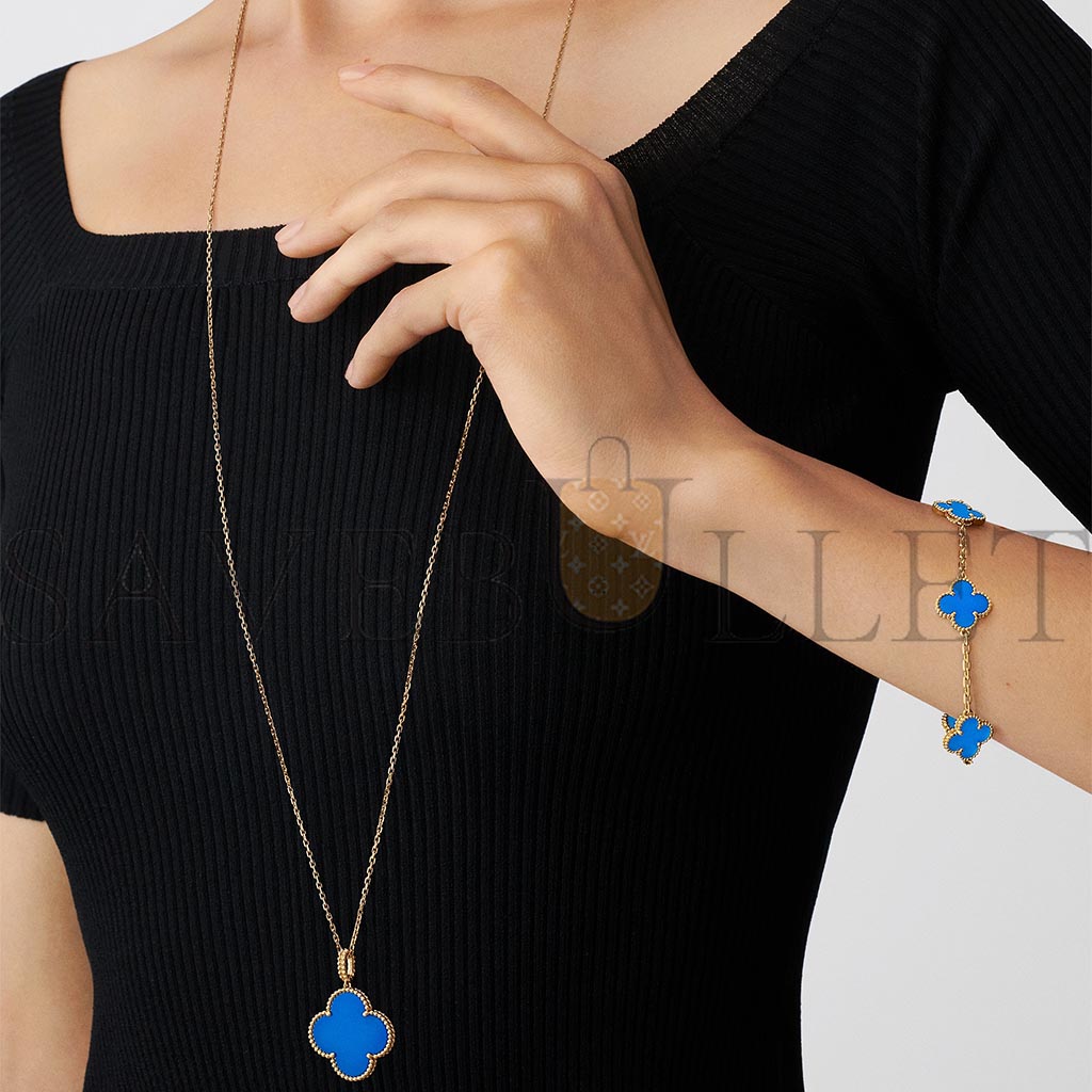 VAN CLEEF & ARPELS MAGIC ALHAMBRA LONG NECKLACE, 1 MOTIF - YELLOW GOLD, AGATE VCARP6LA00 VAN CLEEF & ARPELS MAGIC ALHAMBRA LONG NECKLACE, 1 MOTIF - YELLOW GOLD, AGATE VCARP6LA00